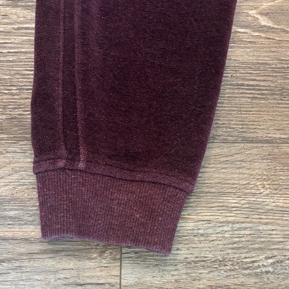 Lululemon Warm Down Jogger Velour Heathered Arctic Plum Women's Size 8 EUC - Picture 7 of 14